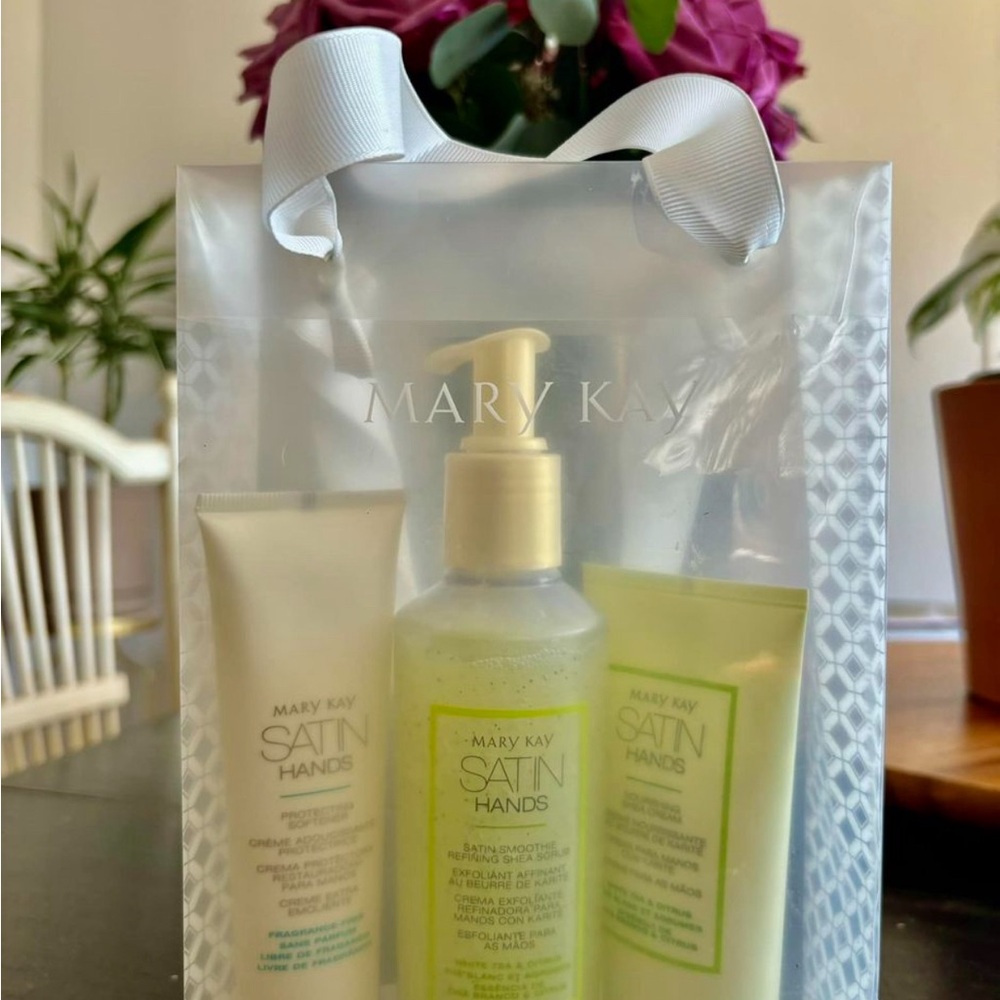 Mary Kay satin hands must have